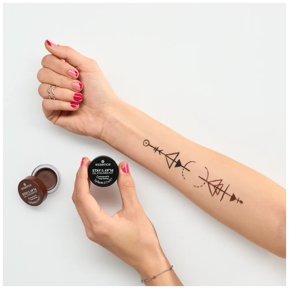 STAY & PLAY GEL EYELINER POT